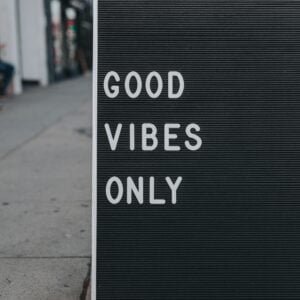 mark-adriane-muS2RraYRuQ-unsplash Good vibes only