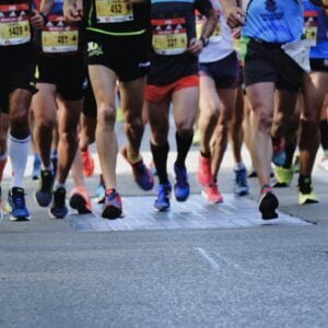 miguel-a-amutio-QDv-uBc-poY-unsplash marathon runners exhibiting resilience